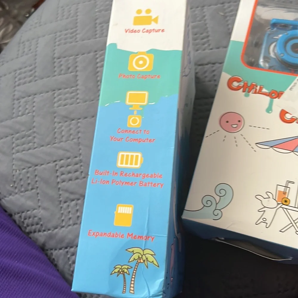 Kids cameras brand new never been open 45$ a piece